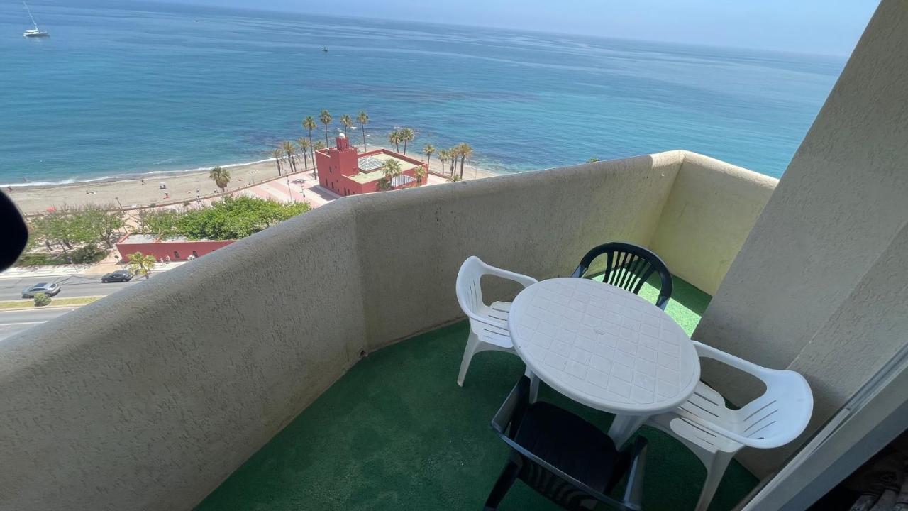 Benal Beach Con Vista Frontal Al Mar Benalmádena Zewnętrze zdjęcie